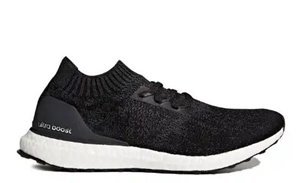 black sports shoes under 500